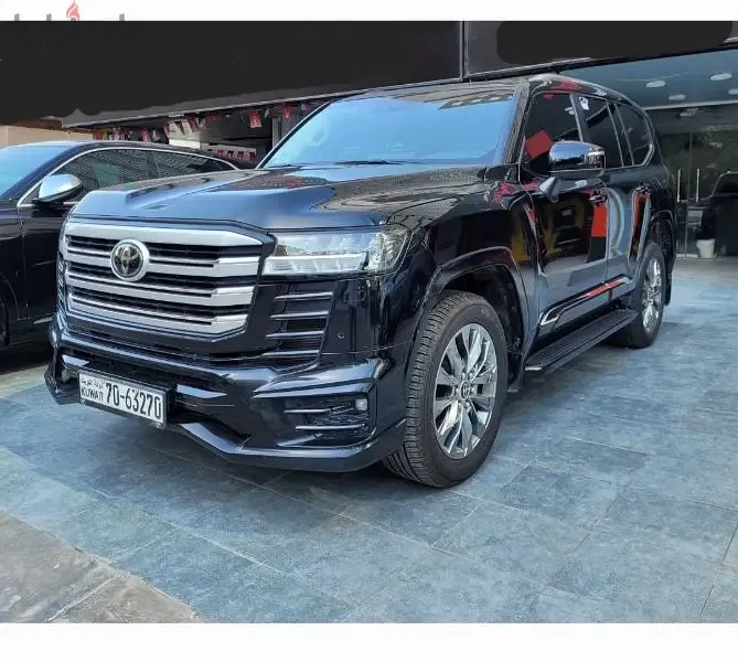 تويوتا لاند كروزر 2023